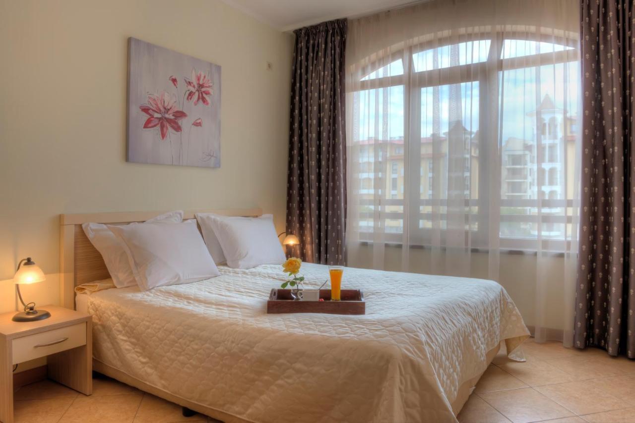 Royal Sun Apartments Slăntjev Brjag Exteriör bild