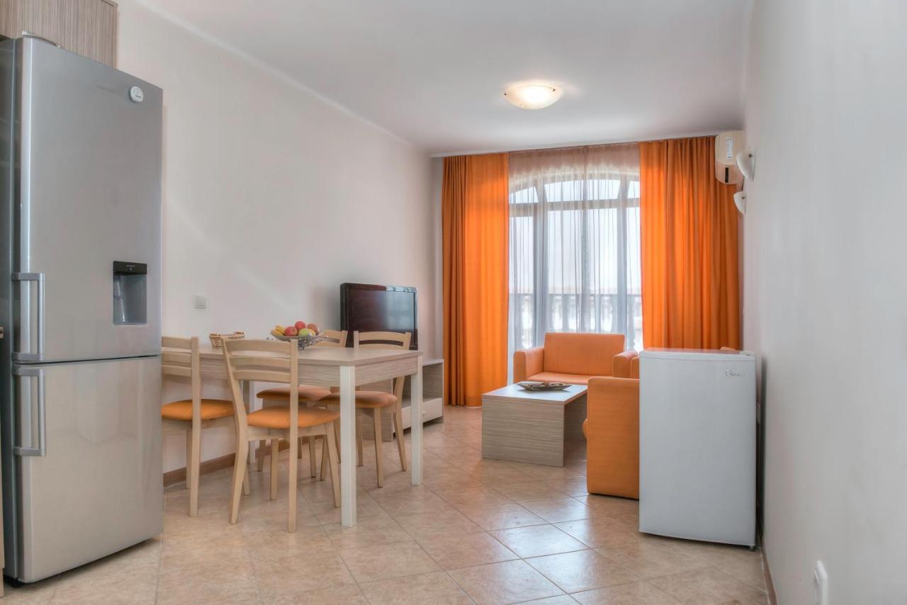 Royal Sun Apartments Slăntjev Brjag Exteriör bild