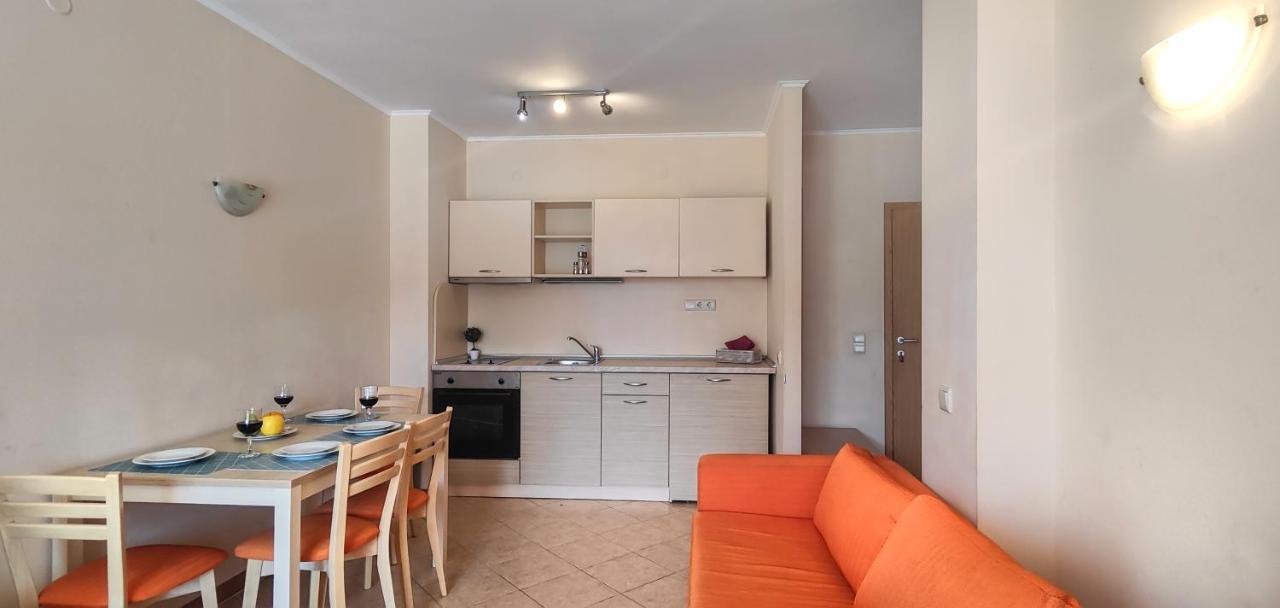 Royal Sun Apartments Slăntjev Brjag Exteriör bild