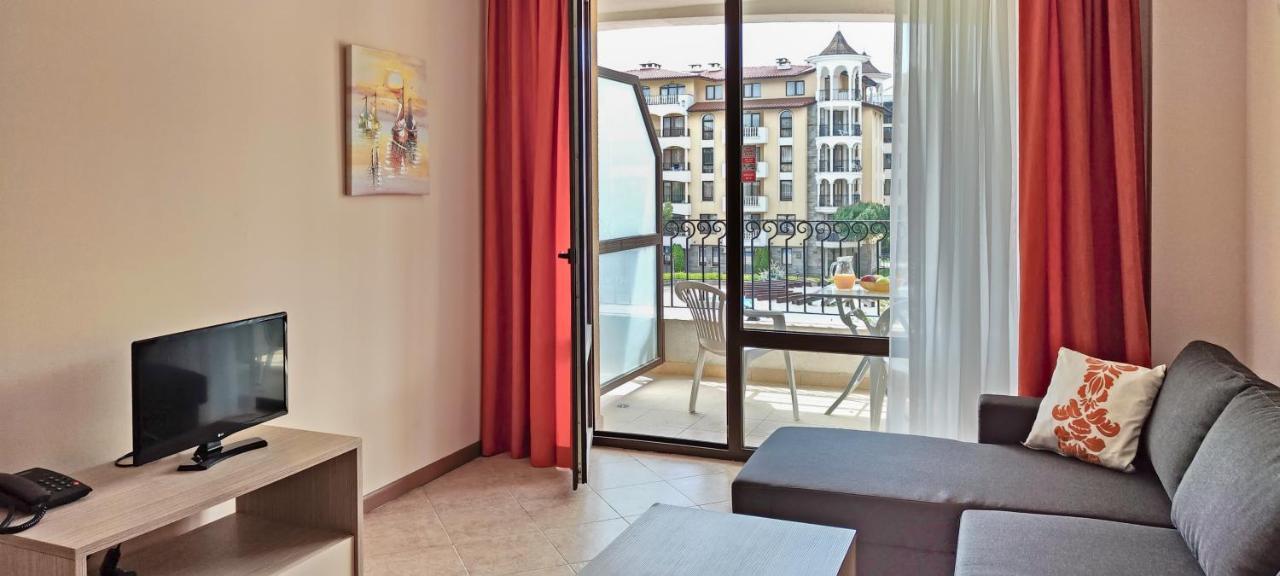Royal Sun Apartments Slăntjev Brjag Exteriör bild