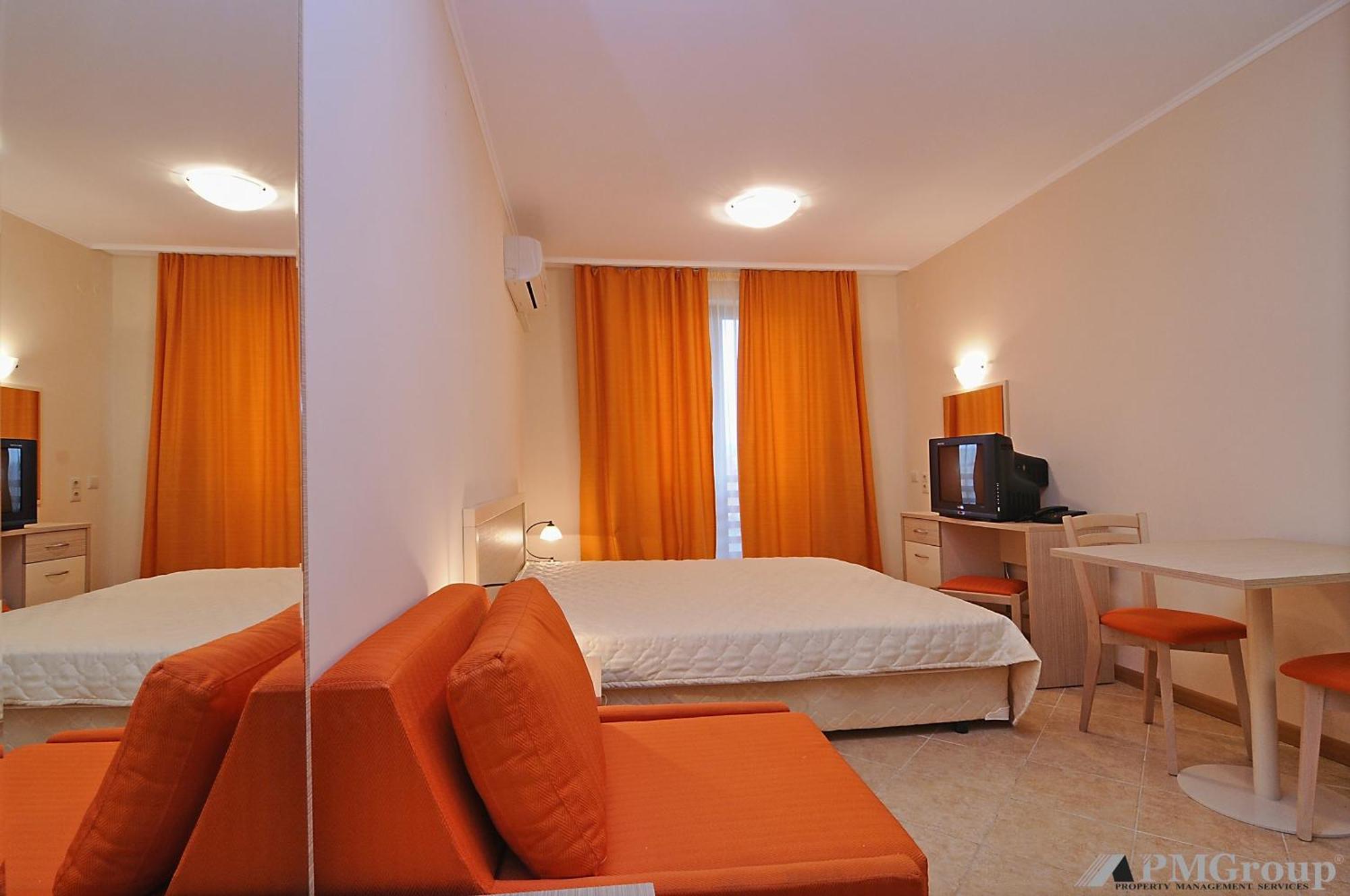 Royal Sun Apartments Slăntjev Brjag Rum bild